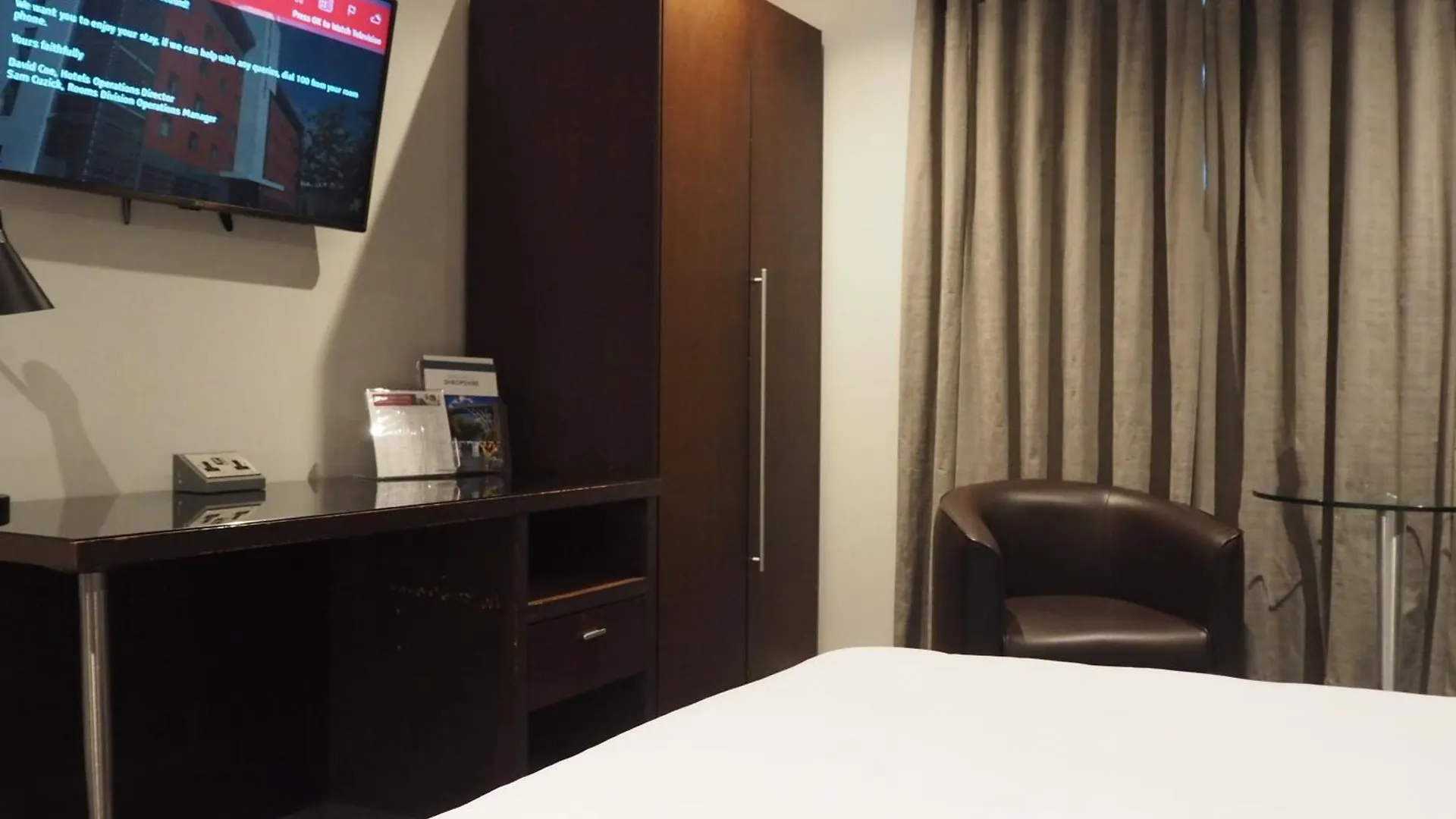 Staying Near Wellington Shropshire: 2 Central Hotels Compared
