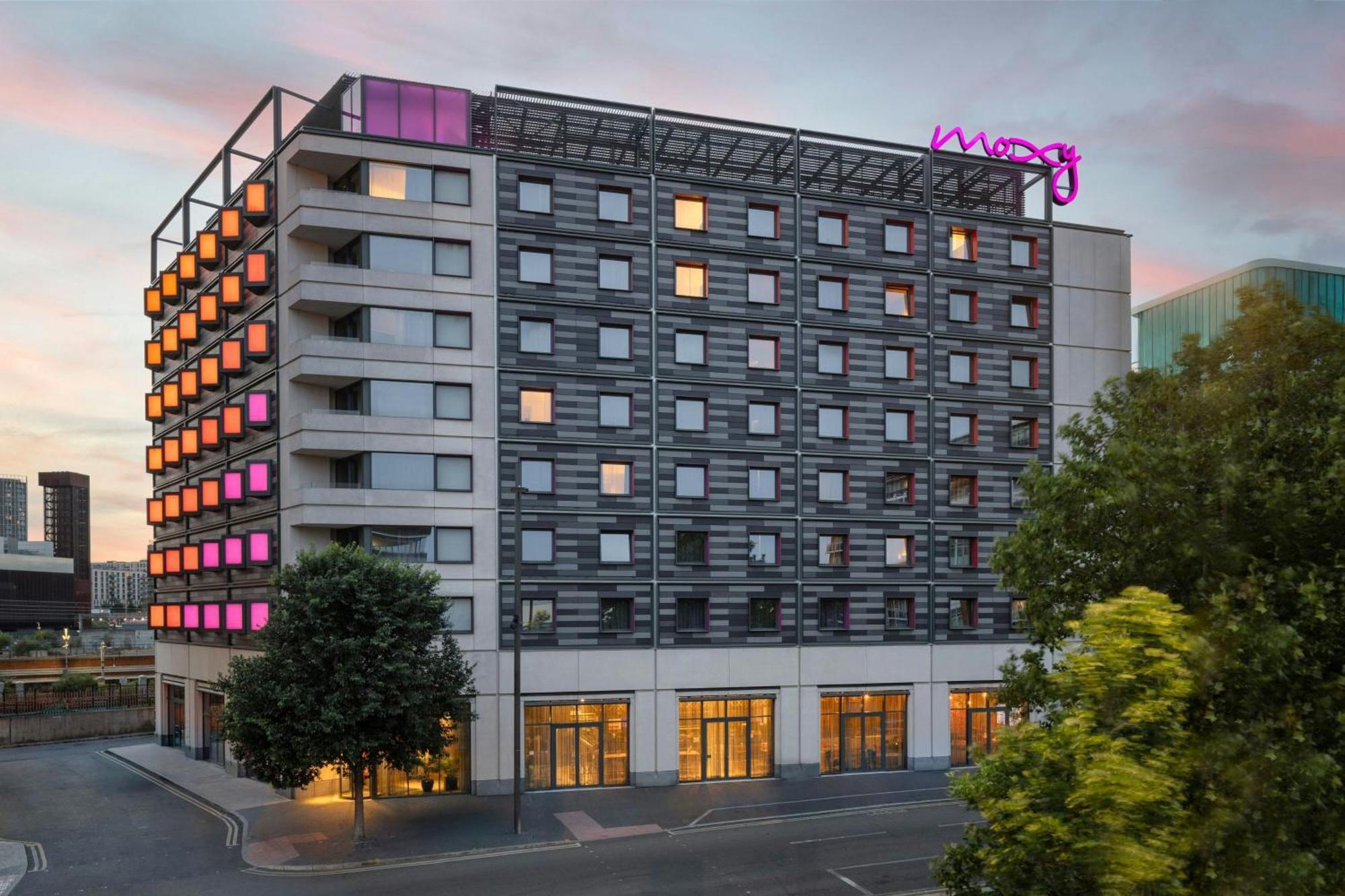 4 Family-Friendly Hotels in East End Worth Booking Now